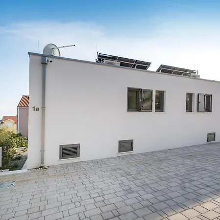 Villa Cvita West